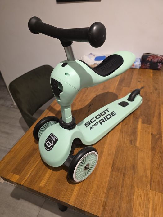 Trotineta Scoot and Ride noua