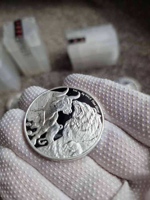 Lingou,monede de argint 999.9