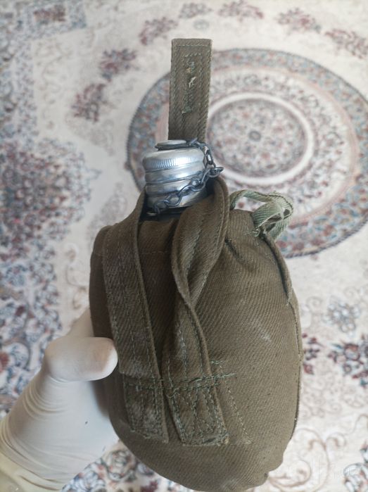 Фляга армейская в чехле