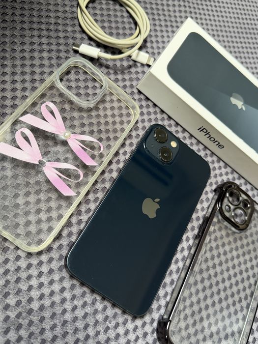 Iphone 13 128GB Midnight, тъмносин