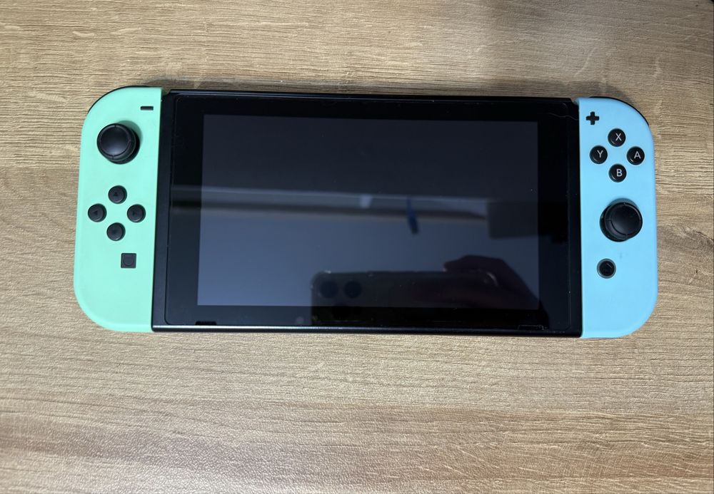 Продаю nintendo switch с играми
