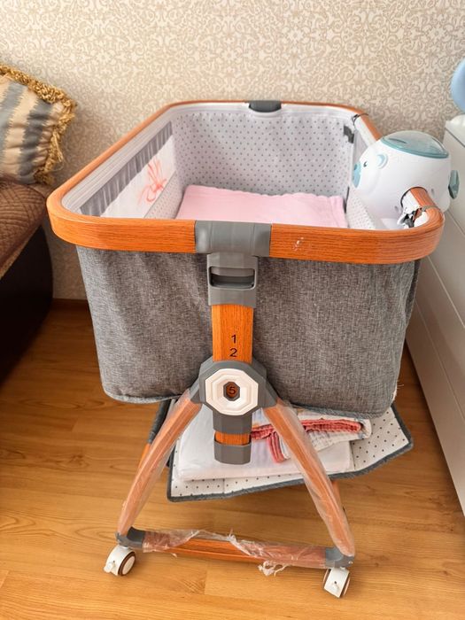 Манеж люлька на колесах