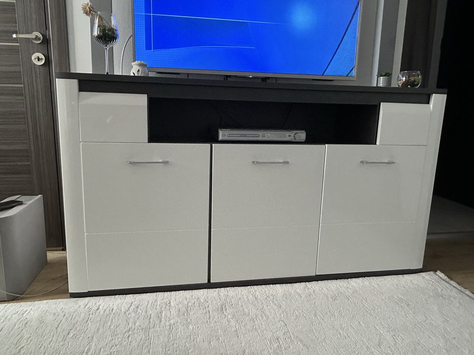 De vinzare comoda TV