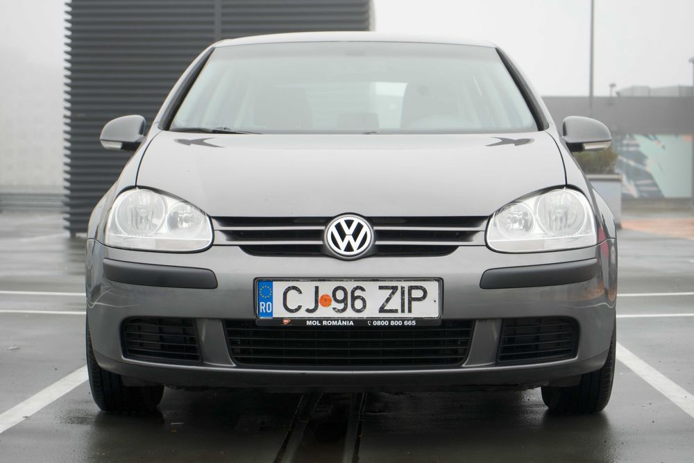Volkswagen Golf 5 • 2004 • 117.000 km • 1.4 benzină