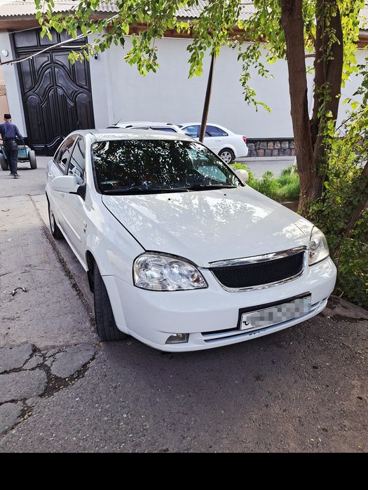 Lasetti 1.8 2-pozitsiya