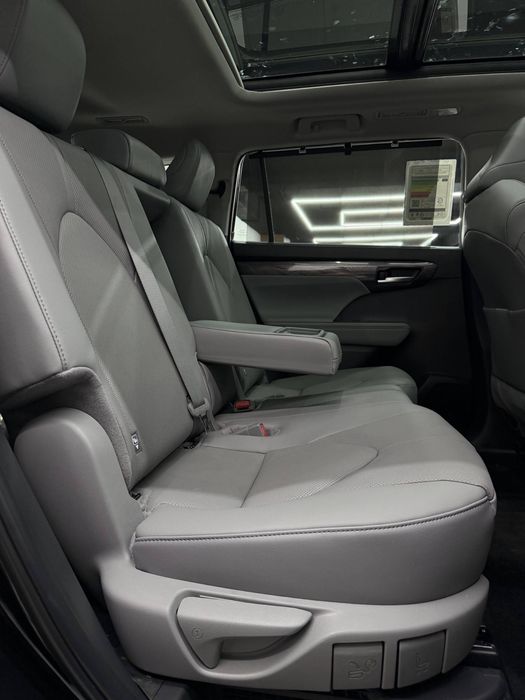 Toyota Highlander Hybrid Limited