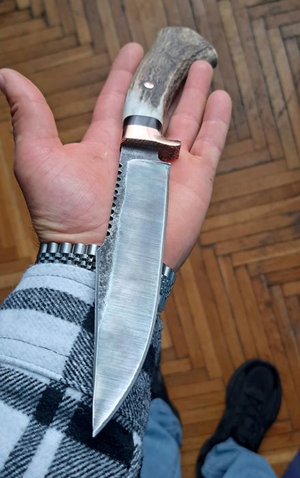 Vand cutit de vanatoare lucrat  manual