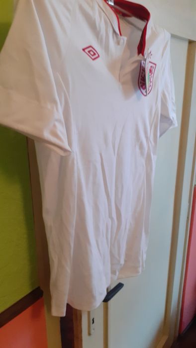 Тениска на Англия.