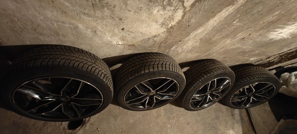 Гуми  225 45 18 с Джанти 5х112