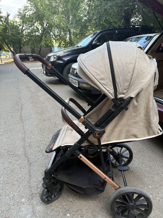 Продам коляску состояние хорошее