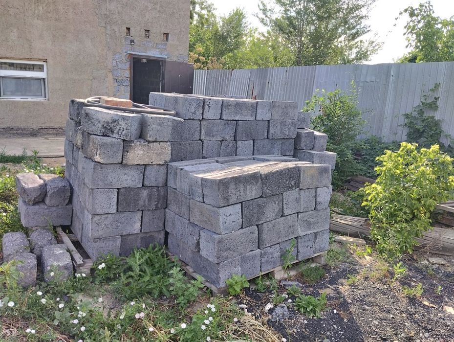 Продам шлакоблок