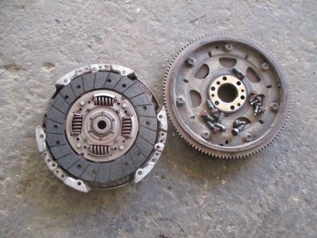 Kit ambreaj volanta placa disc Fiat Doblo 2008 motor 1,2 benzina