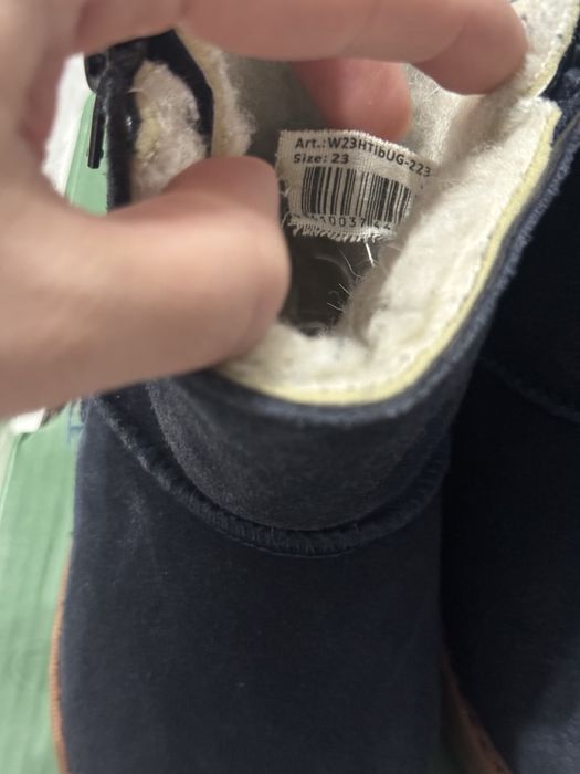 Продам Детские угги натуралки