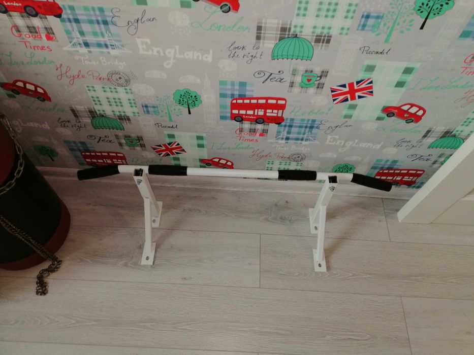 Груша, турник продам