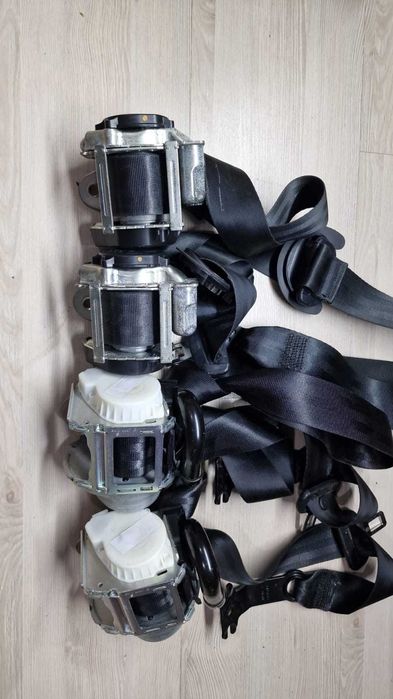 Centuri de siguranță Volkswagen ARTEON – față spate stanga dreapta