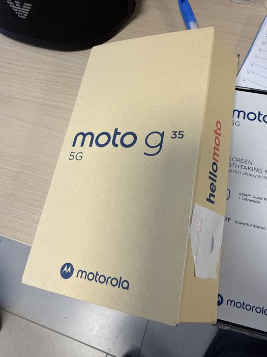 Moto g35 256 gb чисто нов