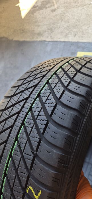 205 55 16 Goodyear 4seasons m+s