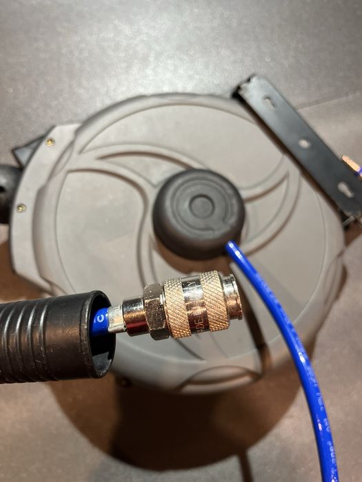 Автоматична макара с маркуч за въздух 15м