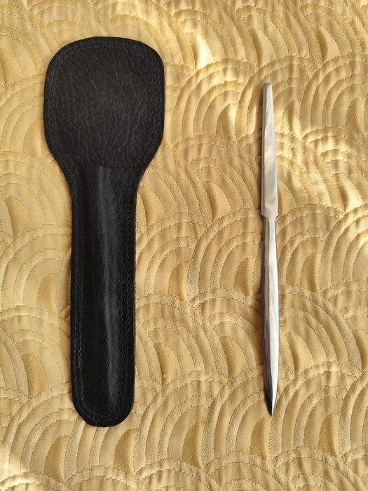 Нов нож за рязане на хартия