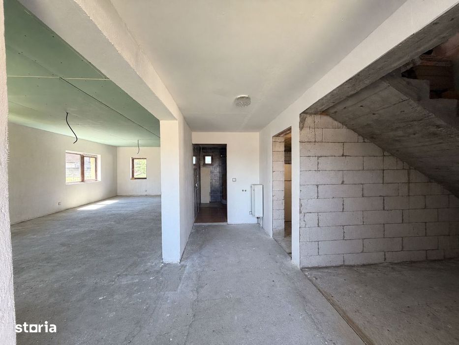 Oportunitate de investitie: Casa individuala - 4 camere, teren 300 mp