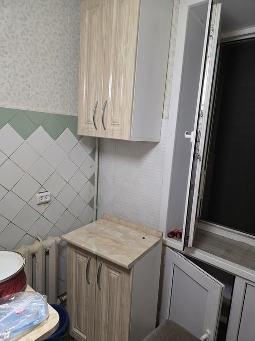 Кухонный гарнитур в хорошем состоянии