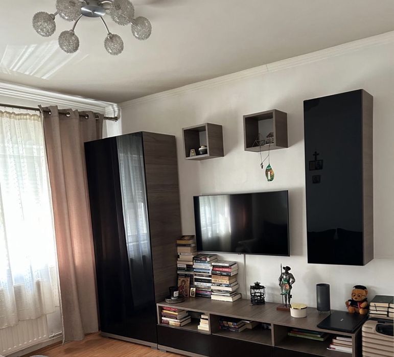 Mobilă living stare foarte bună