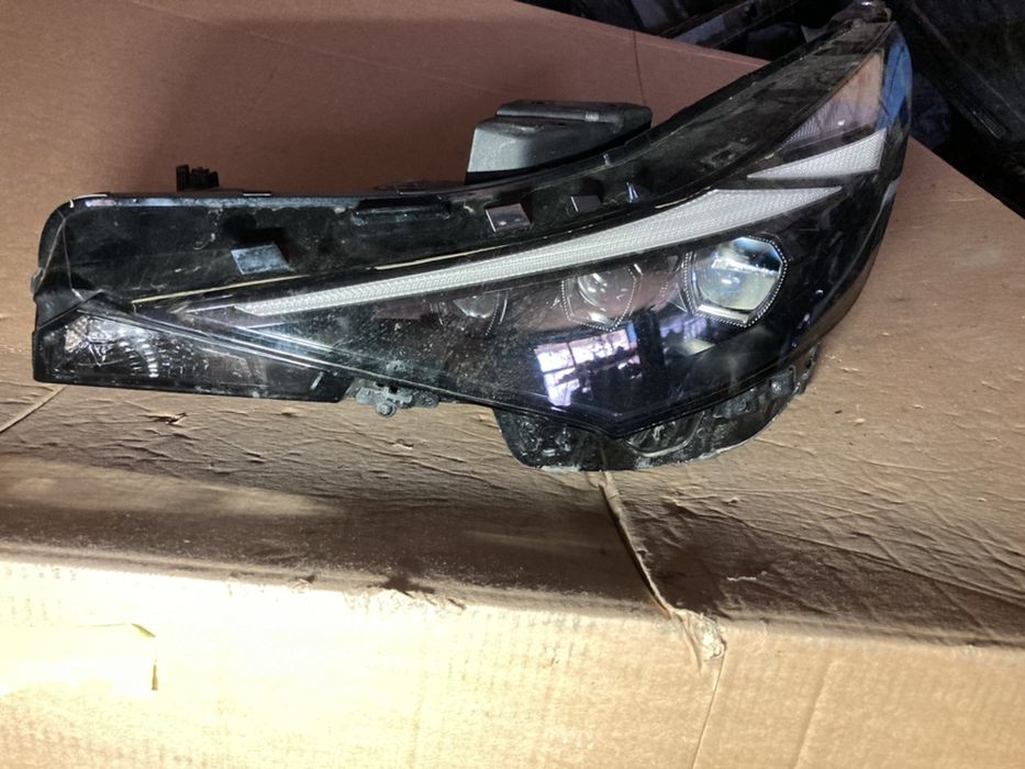 Far Hyundai elantra 2021 - 2024 far stanga led elantra 7