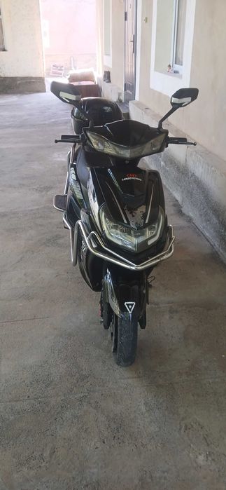 Largo Motors skuteri