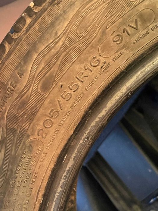 Doua anvelope BFGoodRich 205/55 R16 91V - pt VW Golf, Skoda etc