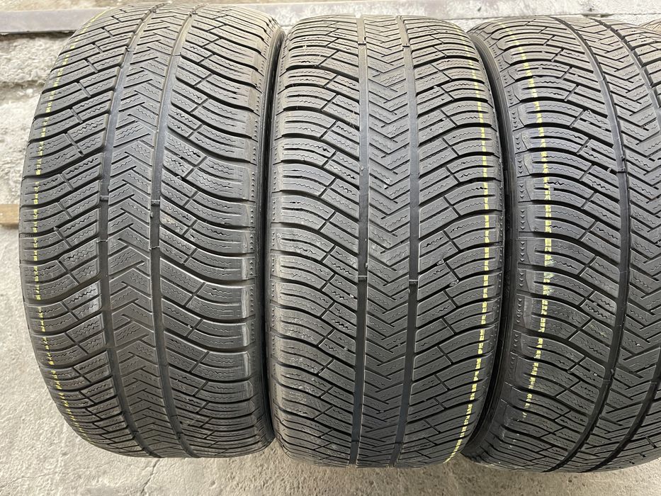 4 anvelope de iarna Michelin 255/45/19