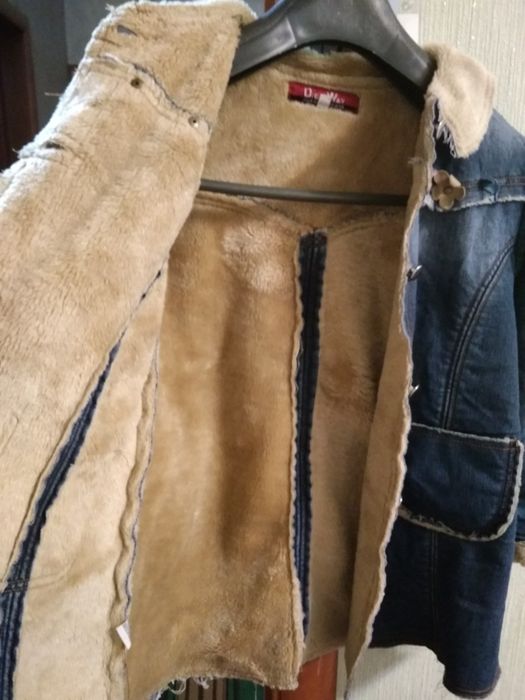 Продаю джинсовый пальто.