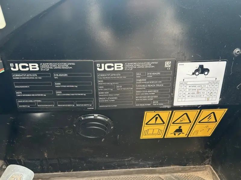 Телескопичен товарач JCB 516-40
