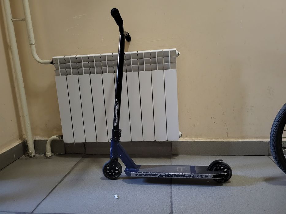 Трюковой оригинальный самокат