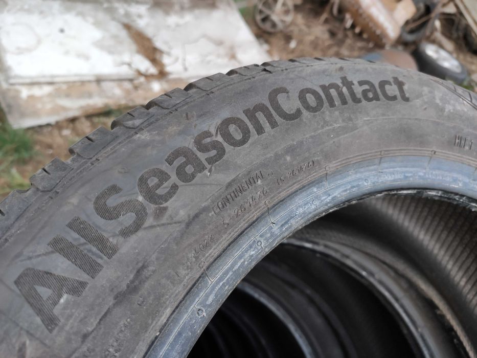 2бр Всесезонни гуми 205 55 17 - Continental - DOT 2023