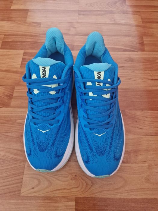 Adidași Hoka Clifton 10