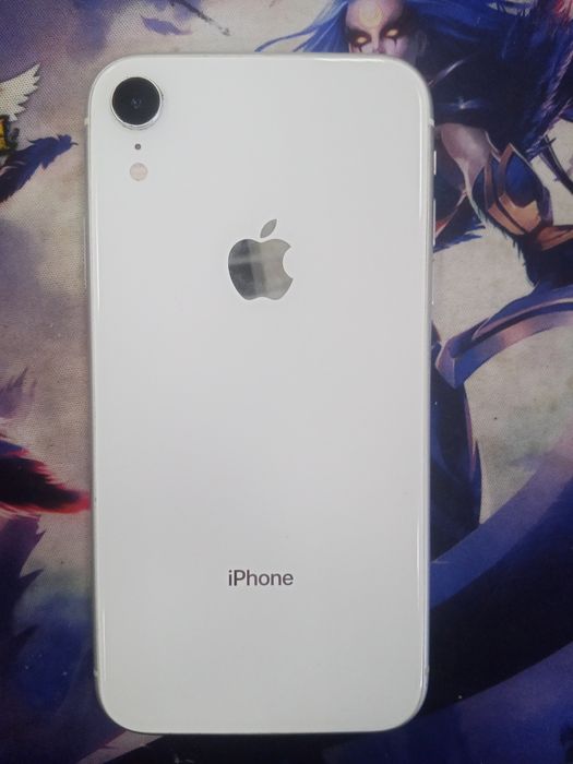 Айфон хр. Память 128 гб