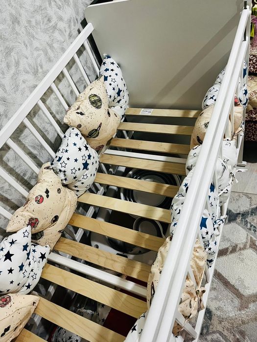 Детский кровать ( манеж)