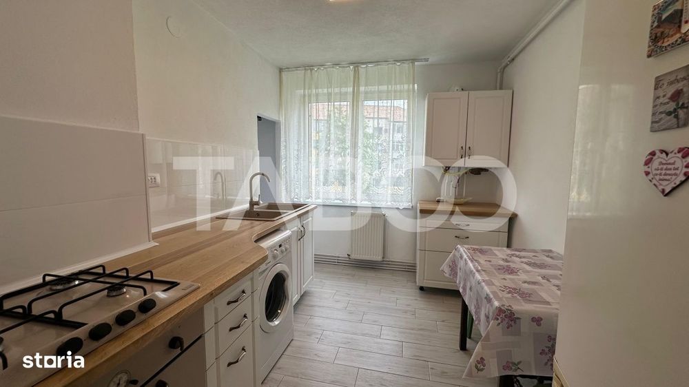 Apartament  2 camere decomandat 45 mpu mobilat  zona Terezian Sibiu