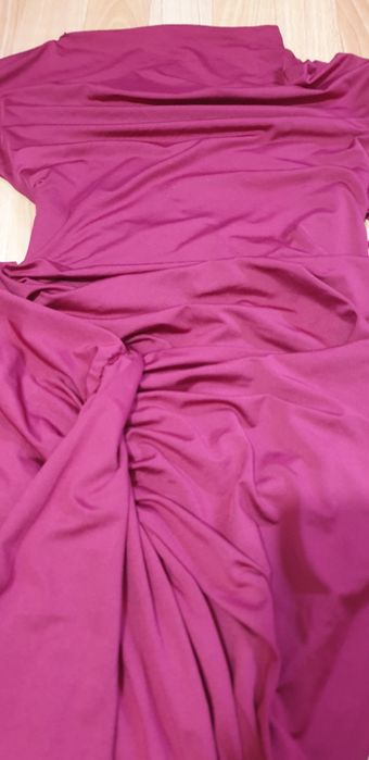 Продается платье новое