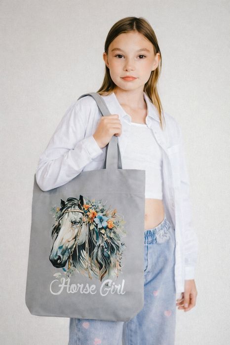 Продам шоперы с принтом лошади.