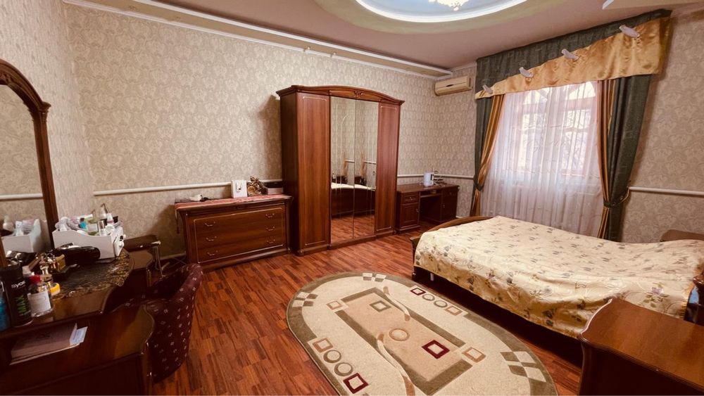 Продажа коттеджа в элитном районе