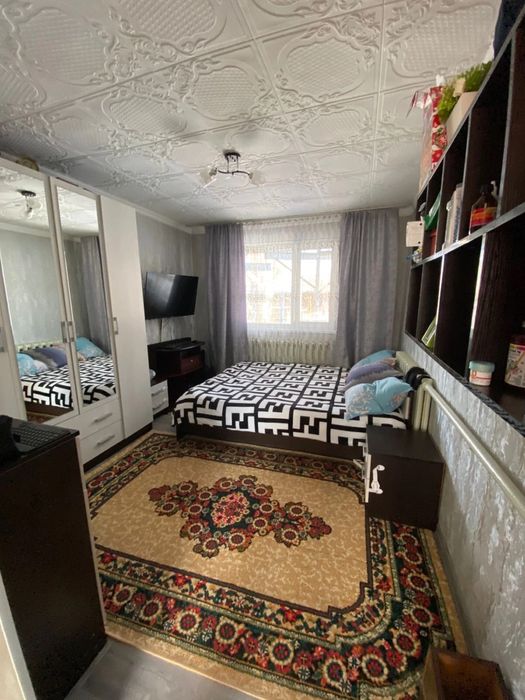 Продам два дома на одном участке