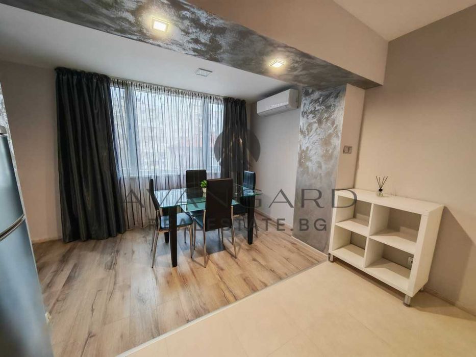 Продава се Тристаен апартамент в Пловдив, Кючук Париж - 55 кв.м за 1340 €/кв.м - Снимка #2