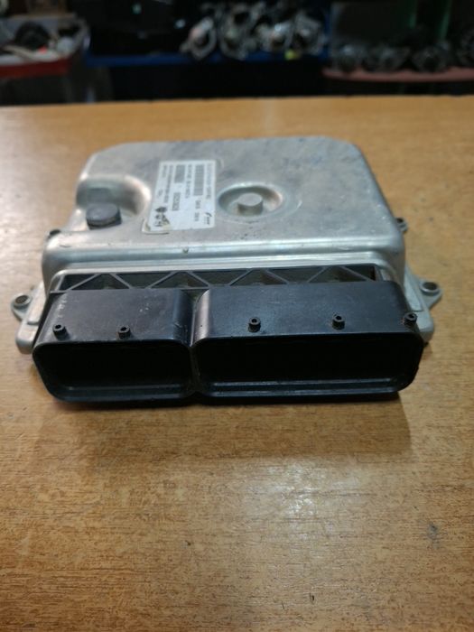 Calculator ECU motor Fiat Ducato 2.3 MjD 8F3