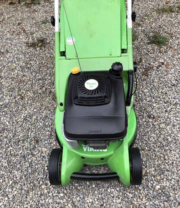 Masina de tuns iarba Viking
