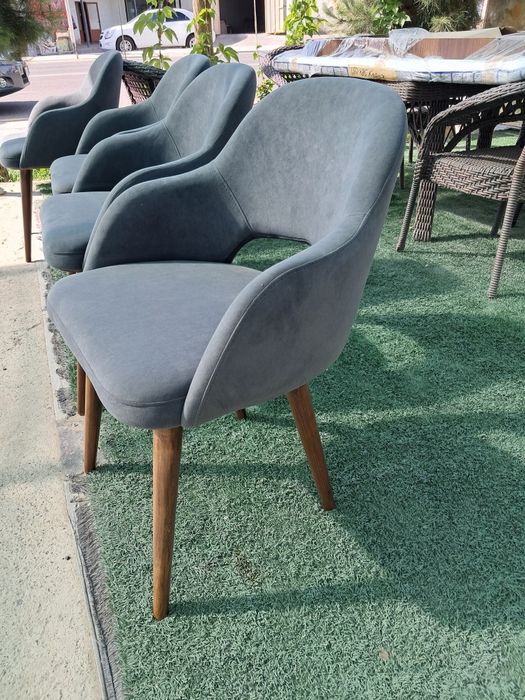 Кухонный стол стулья