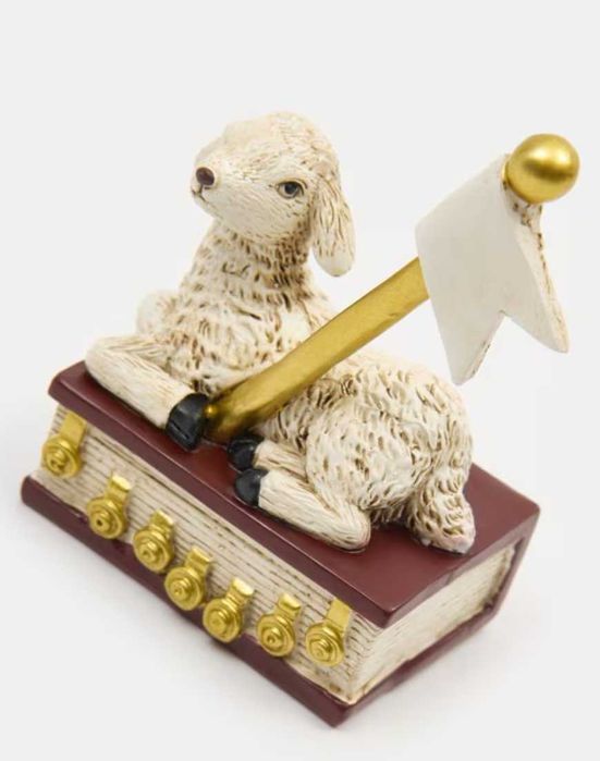 НОВО! Красива детайлна статуетка Агне 3D