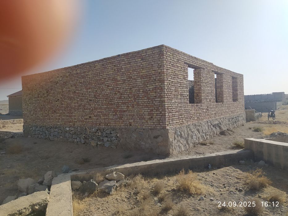 Ҳовли фарход посёлкада 4сотх