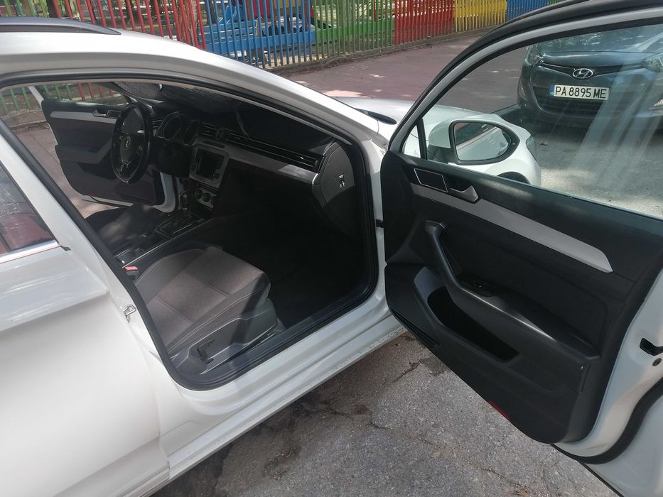 Volkswagen Passat B8 TDI 1.6 120кс 2015 Автоматик DSG "7" Скорости, Bi Uemotion: Евро 6