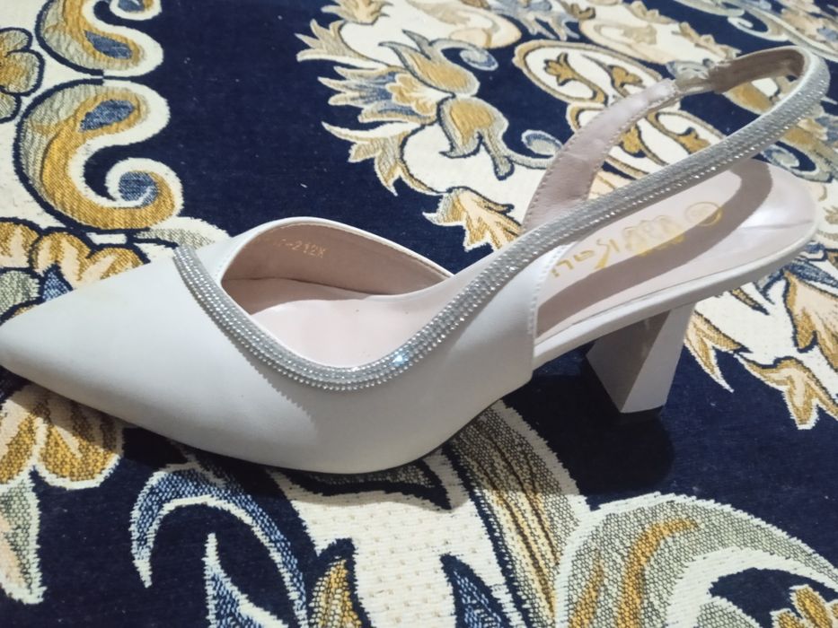 Туфли корокасымен почти новый